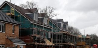 Builders turn to prefab homes in Brexit Britain