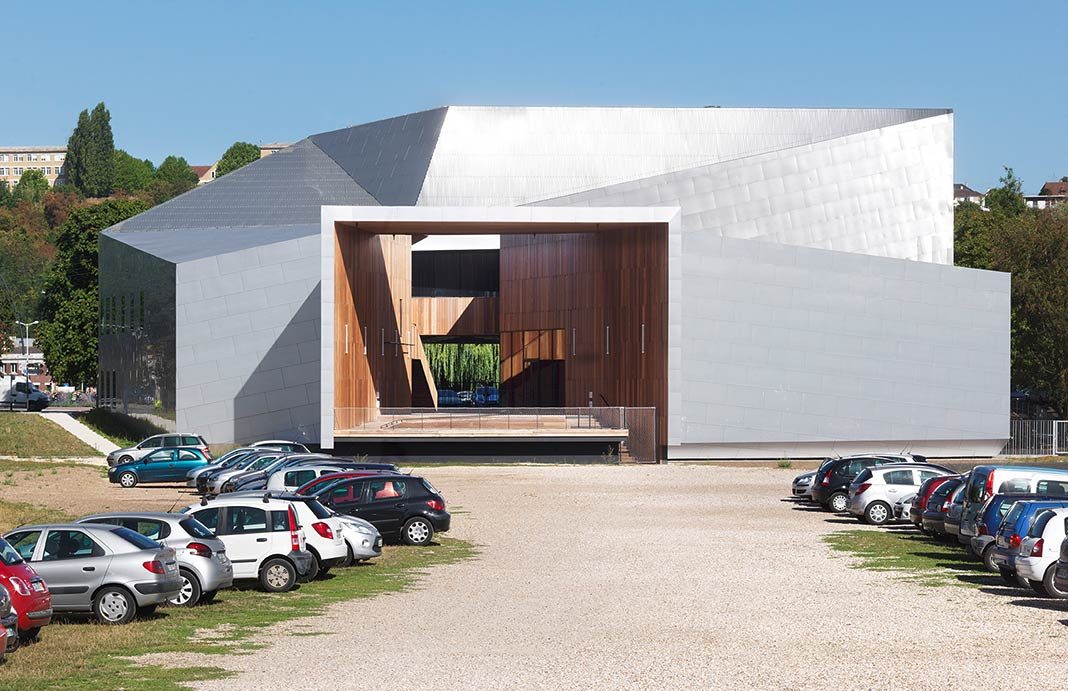 Modern Music Centre / Hérault Arnod architectes