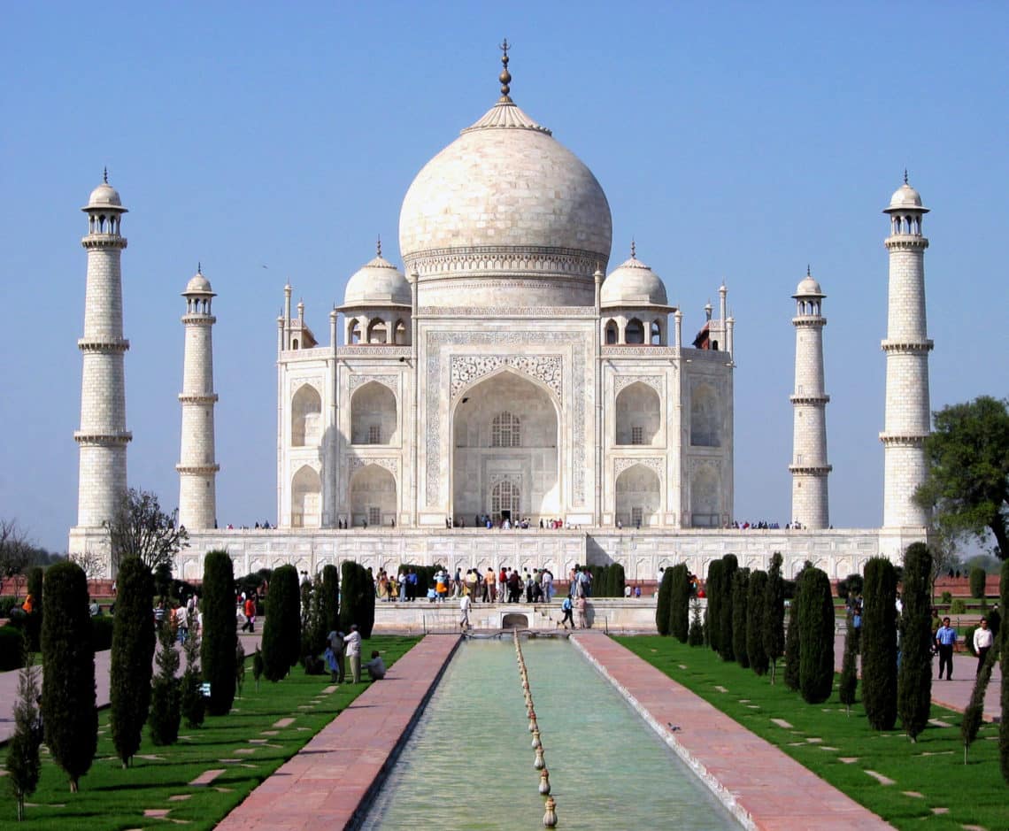 17. Taj mahal, india most famous buildings