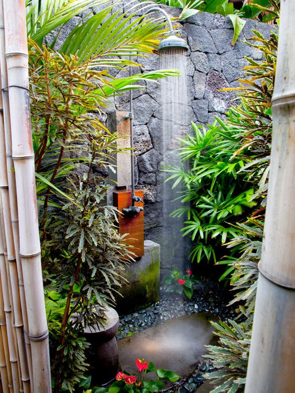 The outdoor shower for nature lovers
