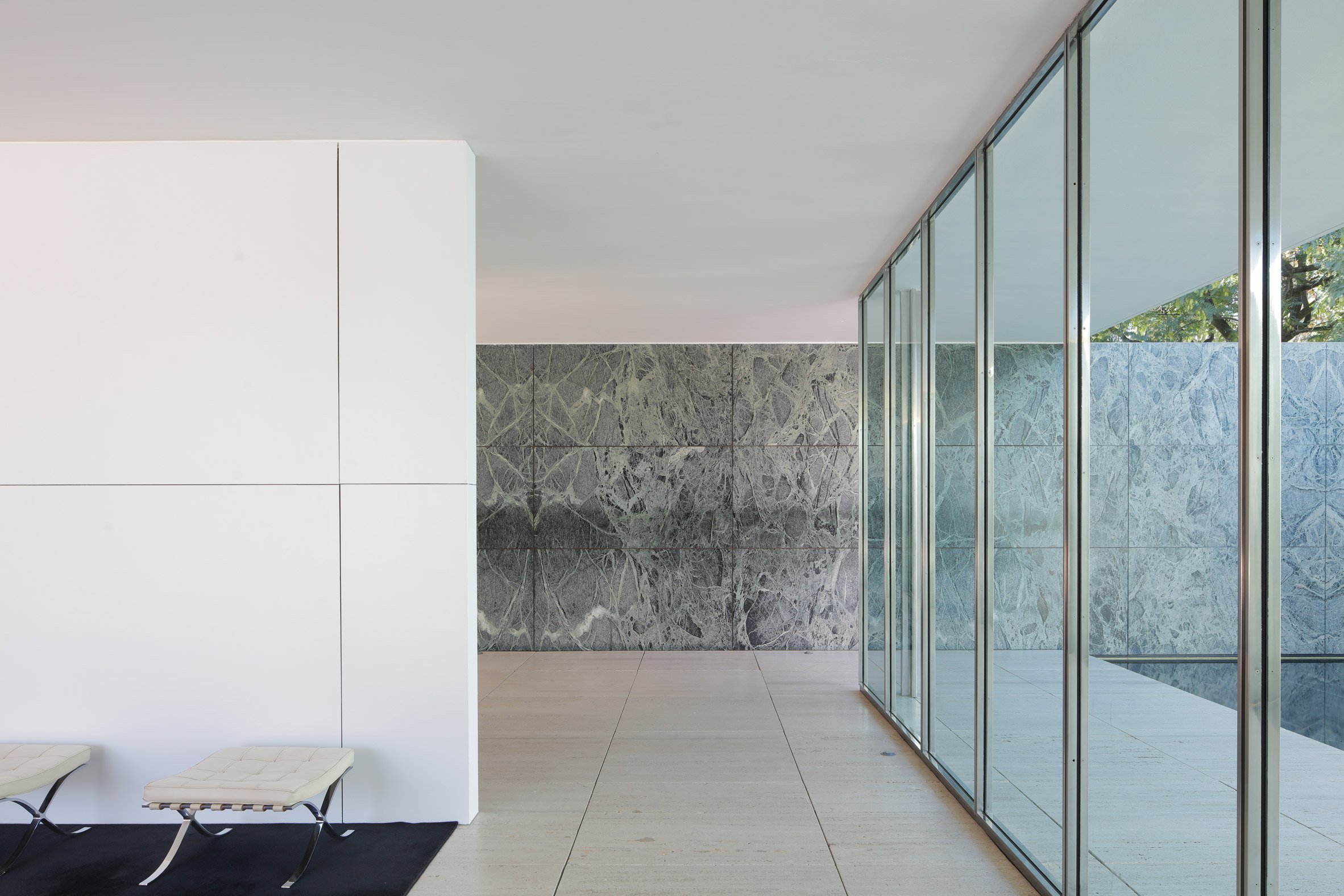 Legendary marble walls whitened temporarily in mies van der rohes barcelona pavilion 2