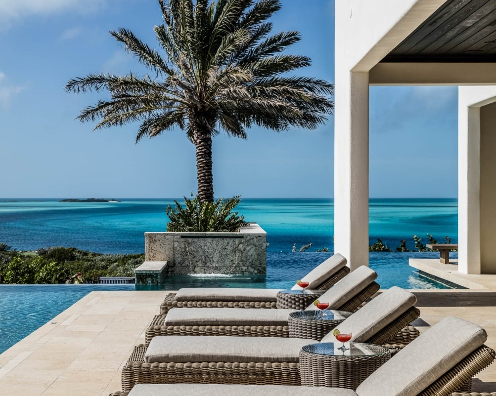 Over yonder cay, bahamas luxury villa