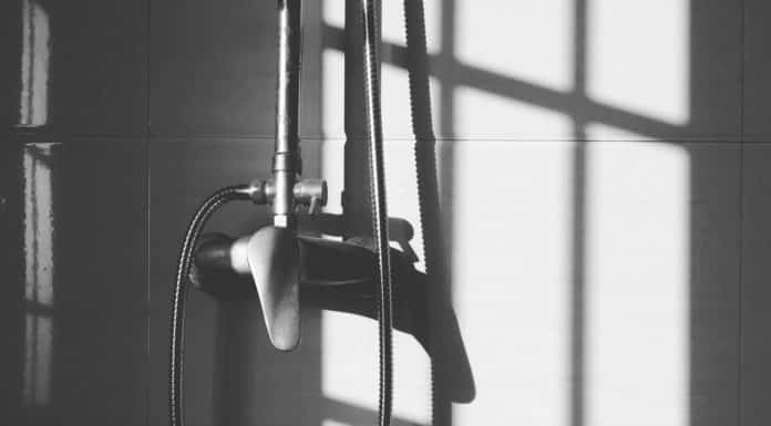 Learn How to Clear a Showerhead