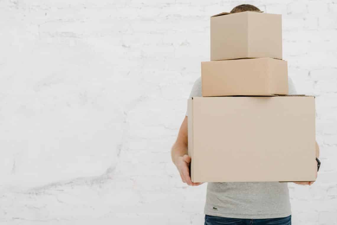 Learn how to pack quickly for a last minute move in a hurry 4