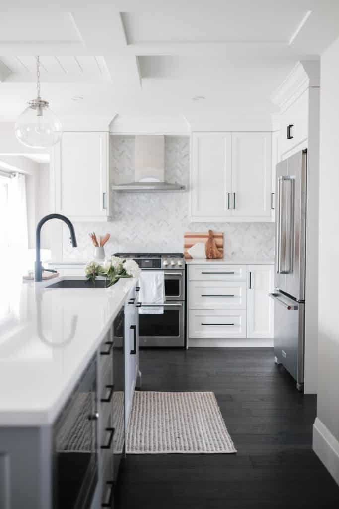 All white cabinet kitchen with all white kitchen cabinets