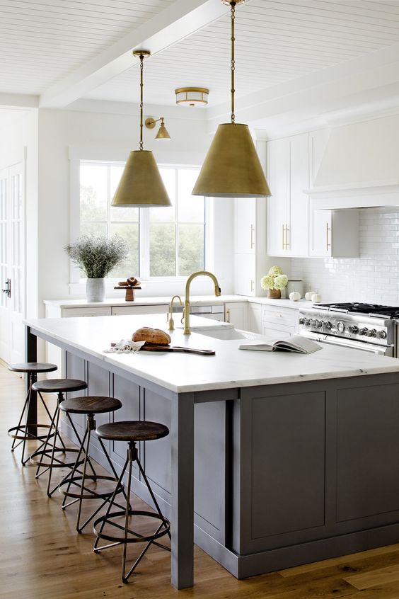 The great white and gray kitchen