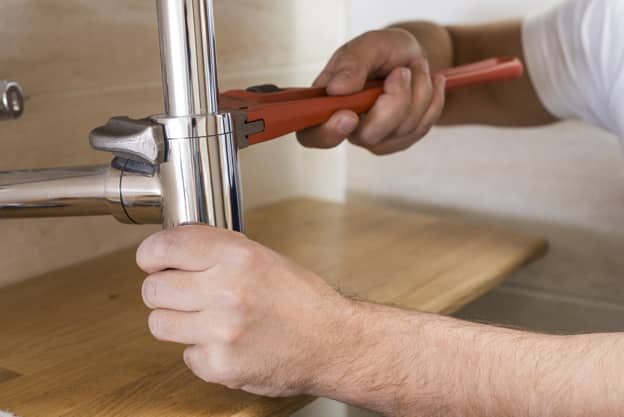 Plumbing company scams you should know how to avoid them 3