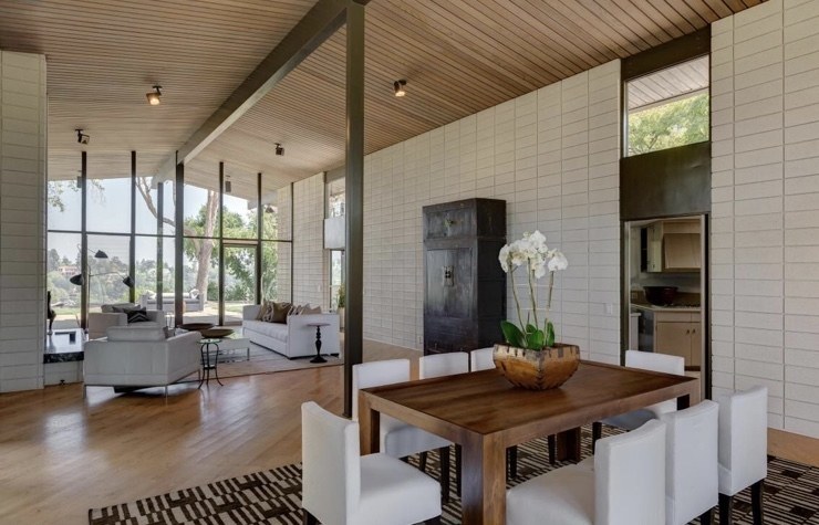 29 Mid-Century Homes – Exterior And Interior Examples &Amp; Ideas 280 Meryl streep’s mid-century california home