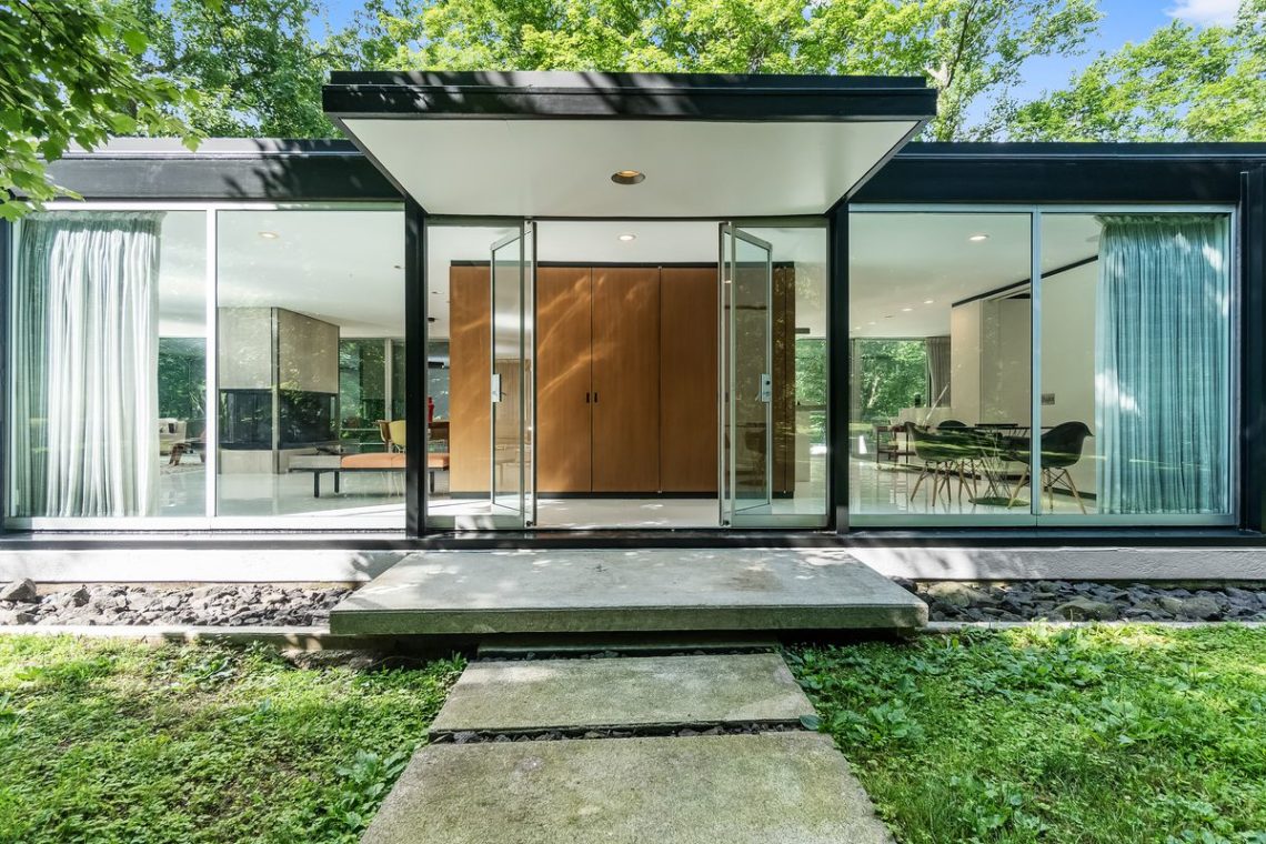 Renovated mid-century home in new york
