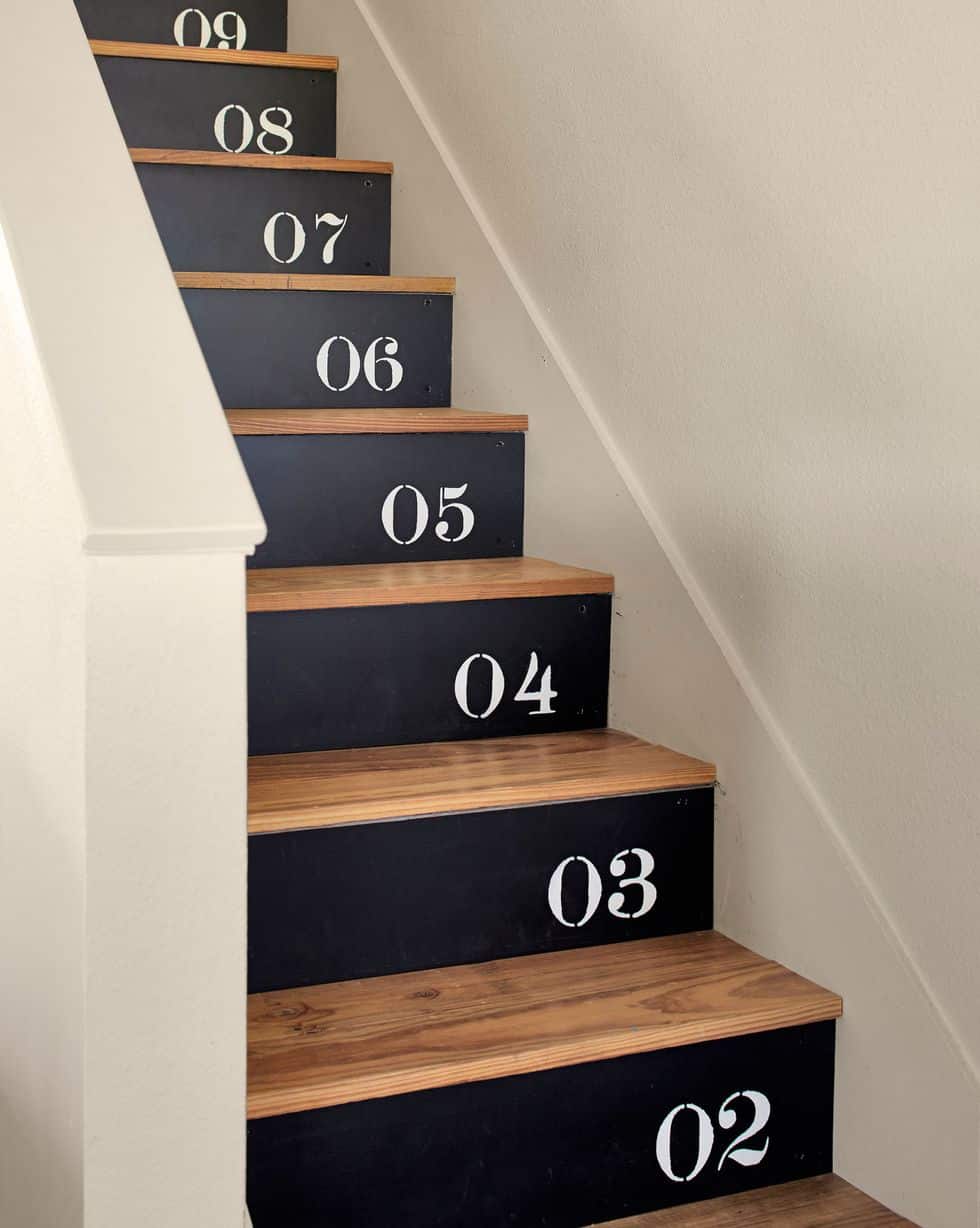 16. Numbered stairs