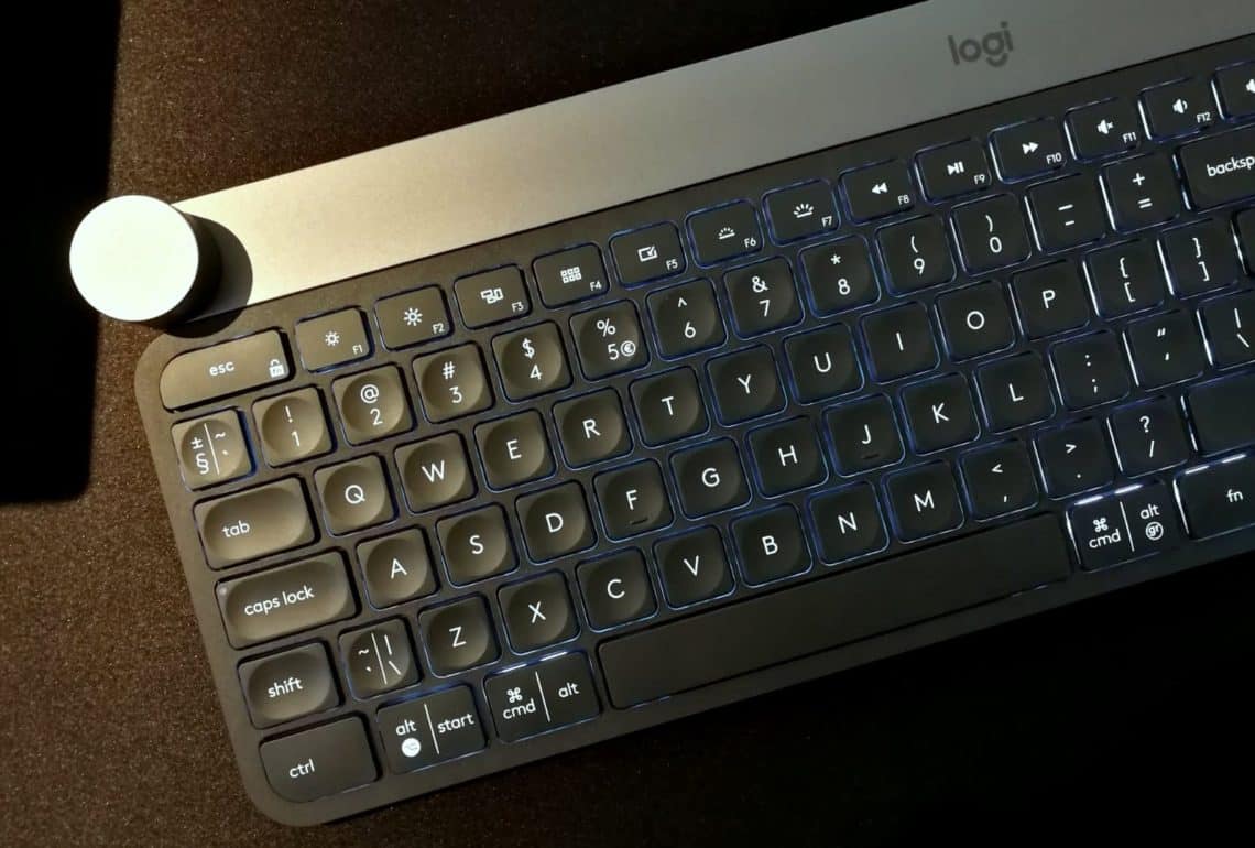 Logitech craft review back-lit keys