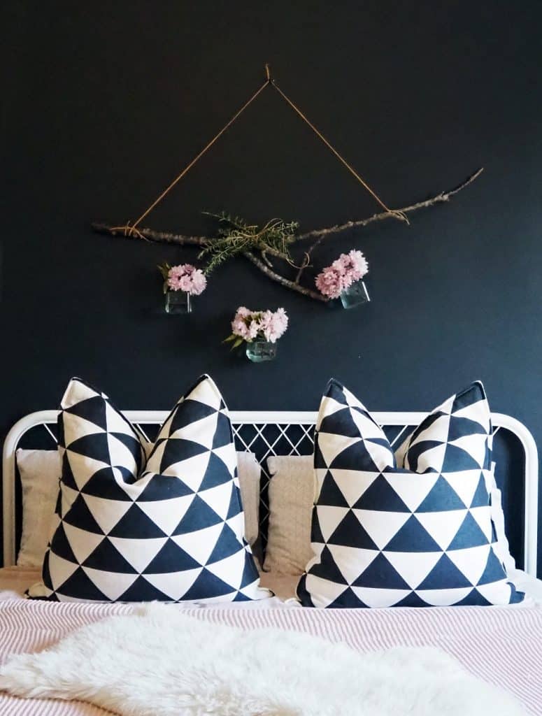 Ultimate Guide To Interior Home Decorating In Black And White