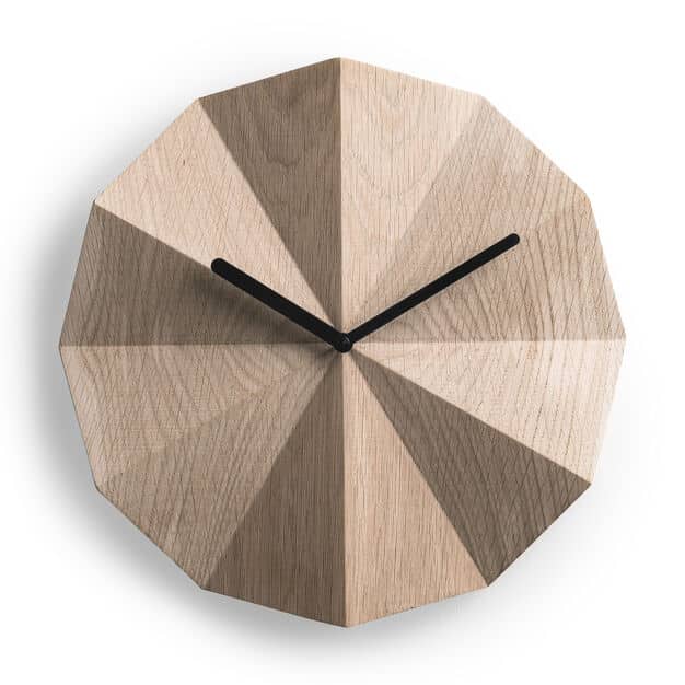 Oak delta clock