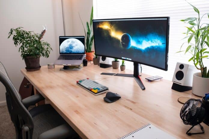 Best Curved Monitor For Architects