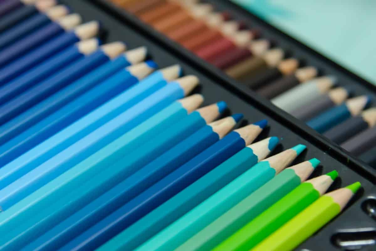 Types of colored pencils