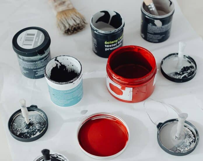 What Is The Difference Between Acrylic And Latex Paint