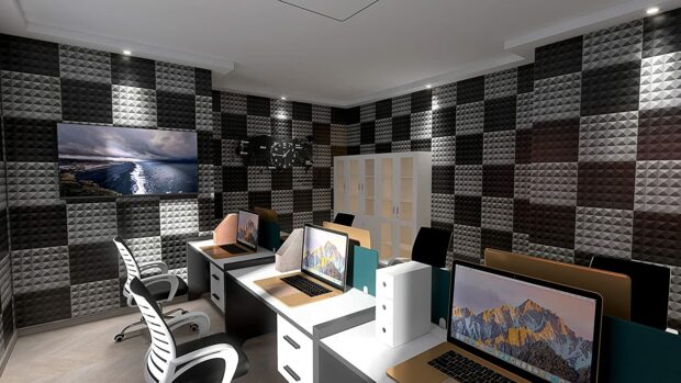 Computer station with soundproof wall