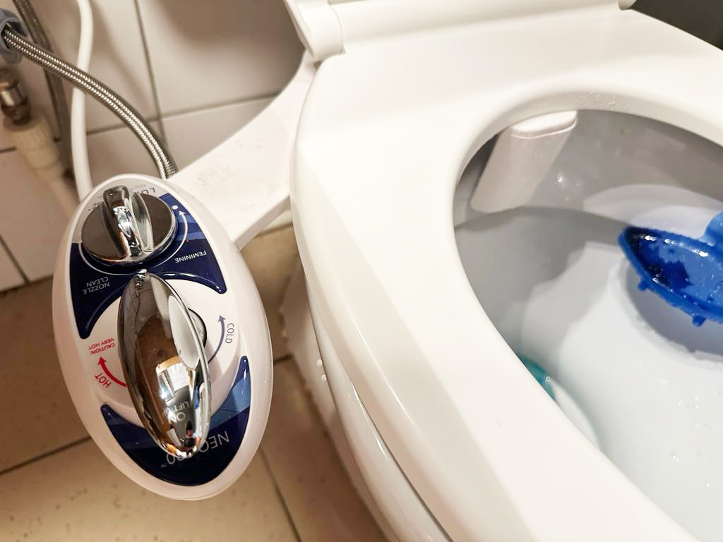 A detailed review of the luxe bidet neo 320