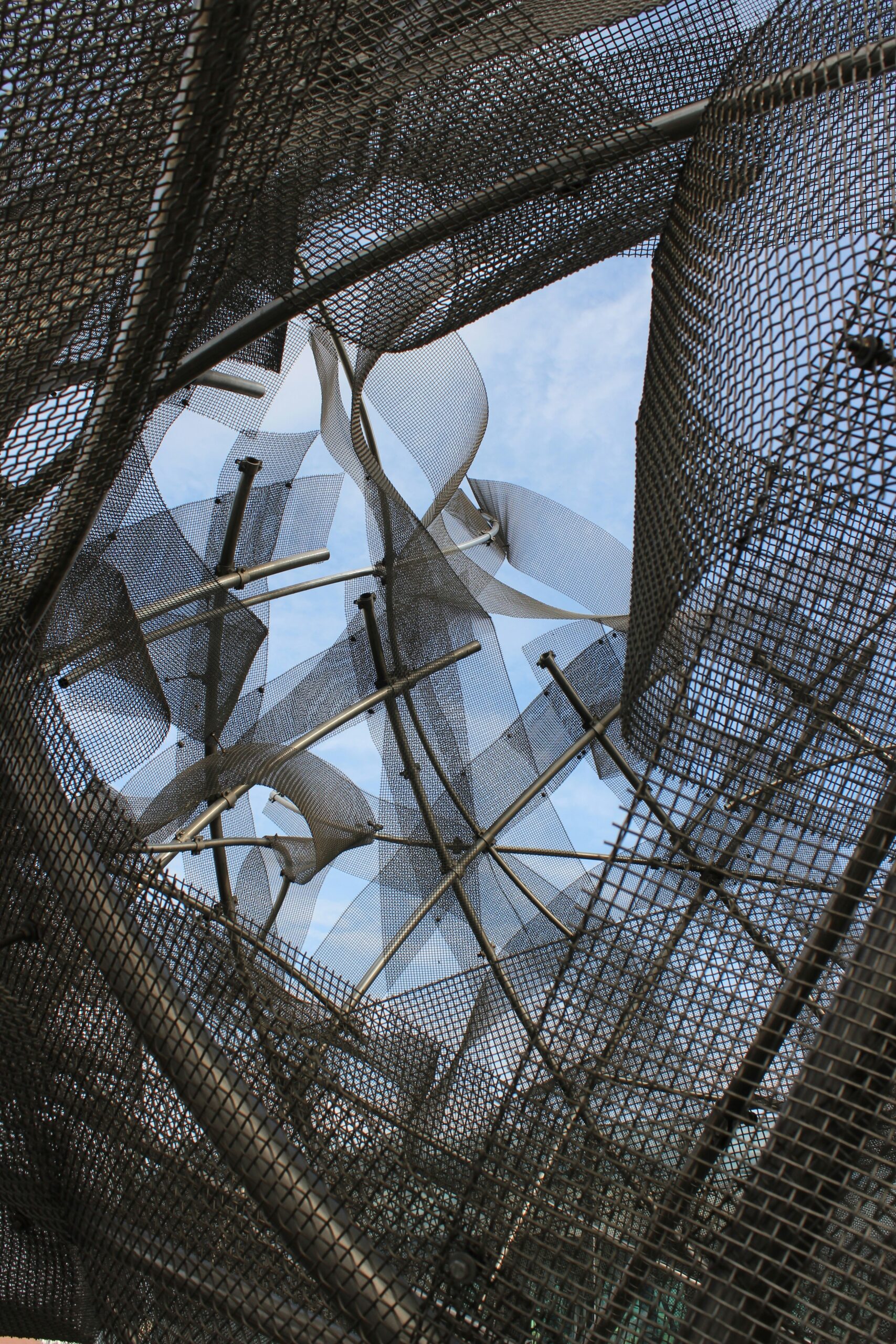 Frank Gehry: Biography, Works, Awards 58 Dancing house rooftop metal structure - prague, czechia - © julia karl