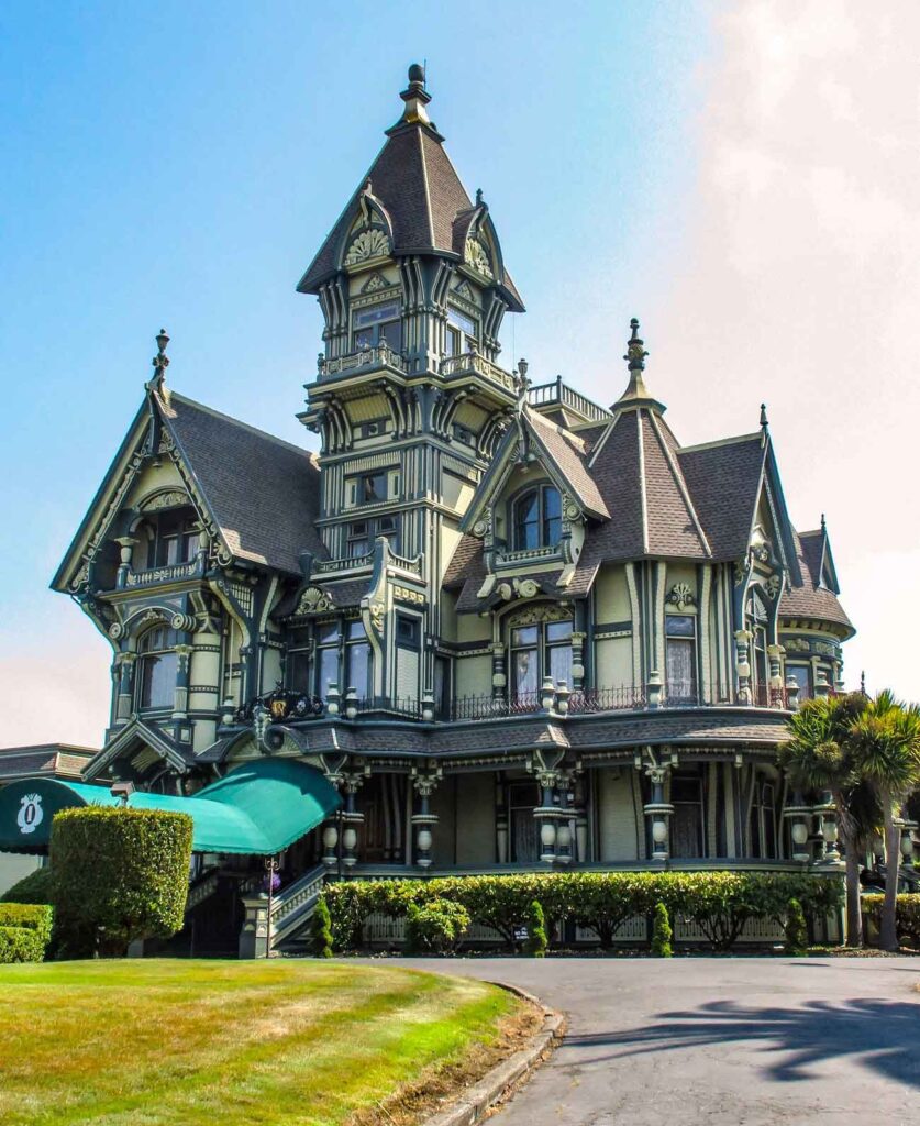 Late victorian architecture: carson mansion, eureka, california, united states - featuring a dramatic mix of italianate, second empire, and queen anne details. - © burley packwood