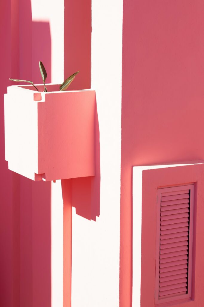 Monumental futuristic social housing architecture la muralla roja calpe spain designed by ricardo bofill completed in 1973 © lena polishko 4