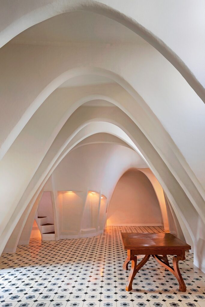 Antoni Gaudí: Biography, Works, Awards 228 Antoni gaudi: casa batlló attic arches © david cardelus