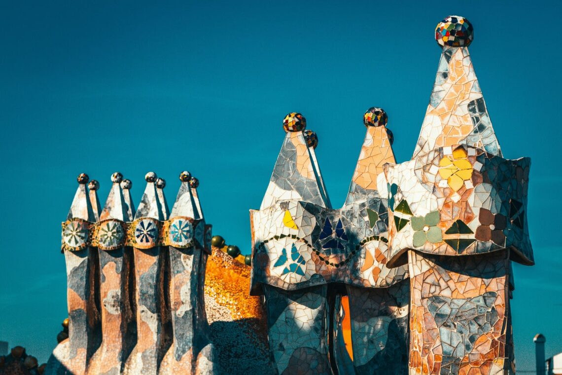 Antoni Gaudí: Biography, Works, Awards 224 Antoni gaudi: casa batlló chimneys © raimond klavins