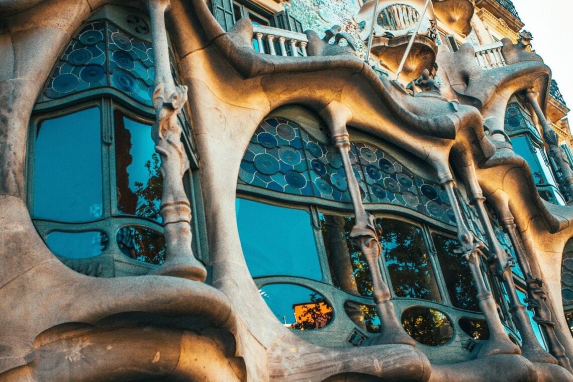 Antoni gaudi: casa mila windows closeup © raimond klavins