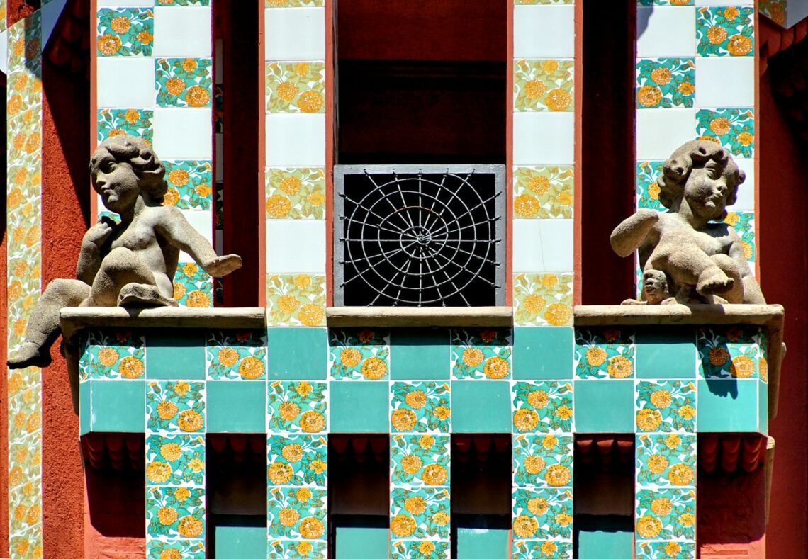 Antoni Gaudí: Biography, Works, Awards 210 Antoni gaudi: casa vicens stone angels © yuri rapoport
