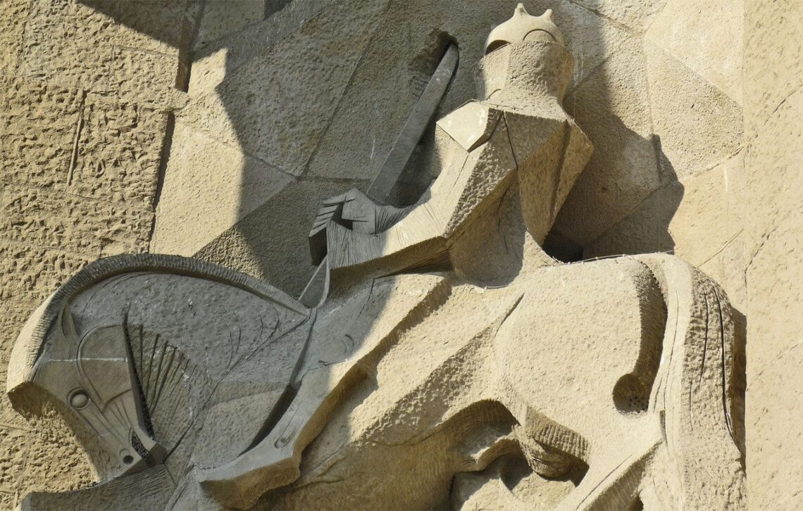 Antoni gaudi: sagrada familia centurion longinus on the passion façade © rob tomlinson