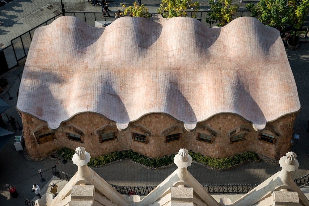Antoni Gaudí: Biography, Works, Awards 239 Antoni gaudi: sagrada família schools top view © fundació junta constructora del temple expiatori de la sagrada família