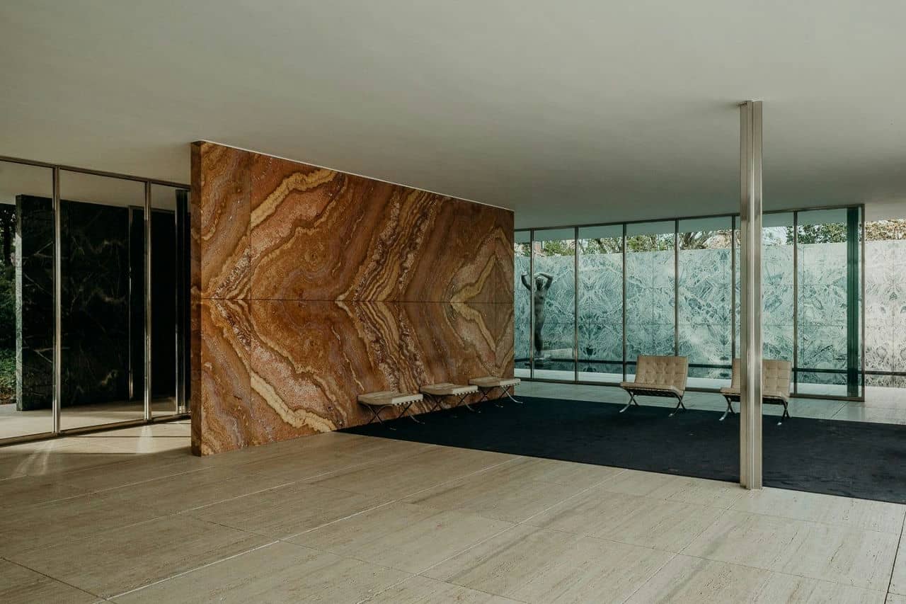 Architectural landmark: barcelona pavilion, interior © maciek jeżyk