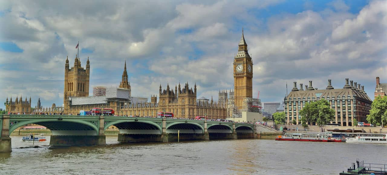 Architectural landmark: big ben across river © paddy kumar