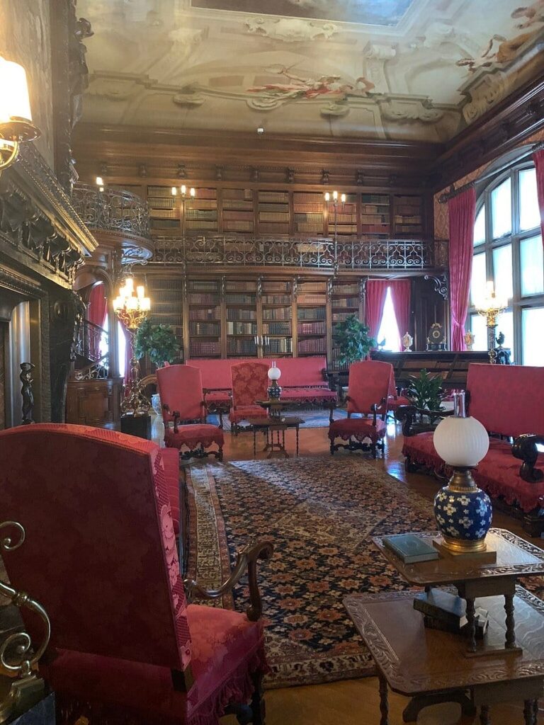 20 Famous Architectural Landmarks In The United States For Architects 172 Architectural landmark: biltmore estate library ยฉ shadowlawnvb