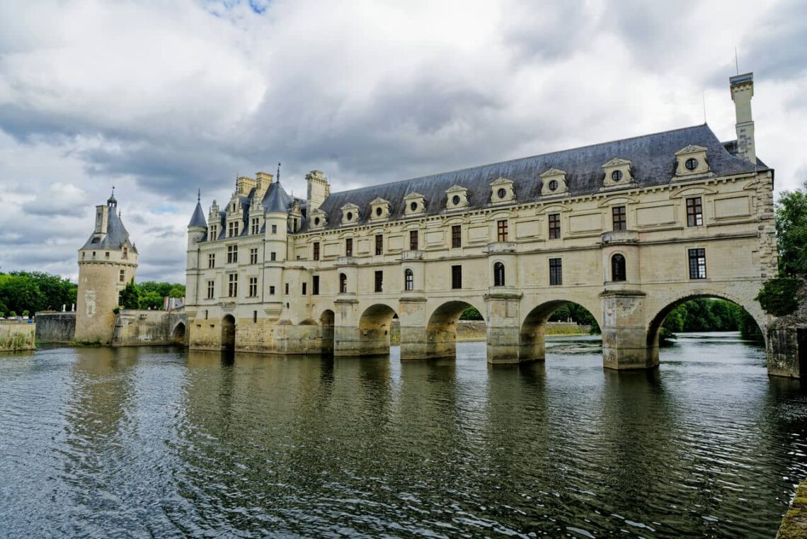 Architectural landmark: château de chenonceau, over the river cher © colin watts