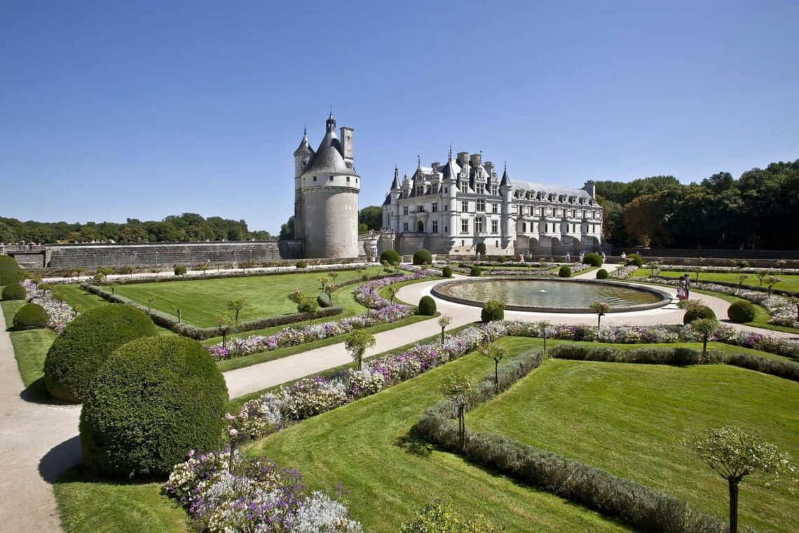 Architectural landmark: château de chenonceau, view from the garden of catherine de médicis © marc jauneaud / chenonceau