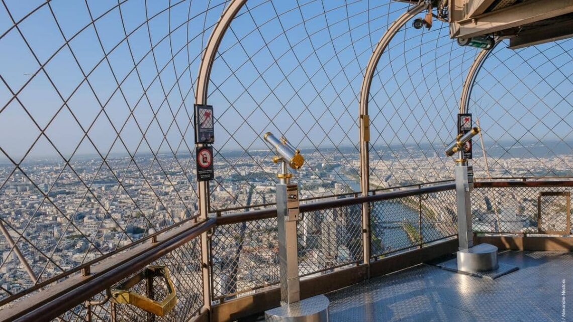 Architectural landmark: eiffel tower view from top deck © toureiffel. Paris
