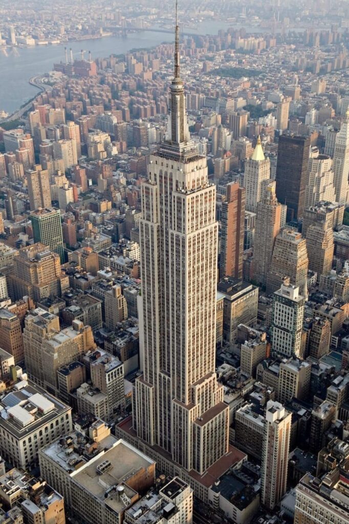 20 Famous Architectural Landmarks In The United States For Architects 142 Architectural landmark: empire state building aerial ยฉ sam valadi