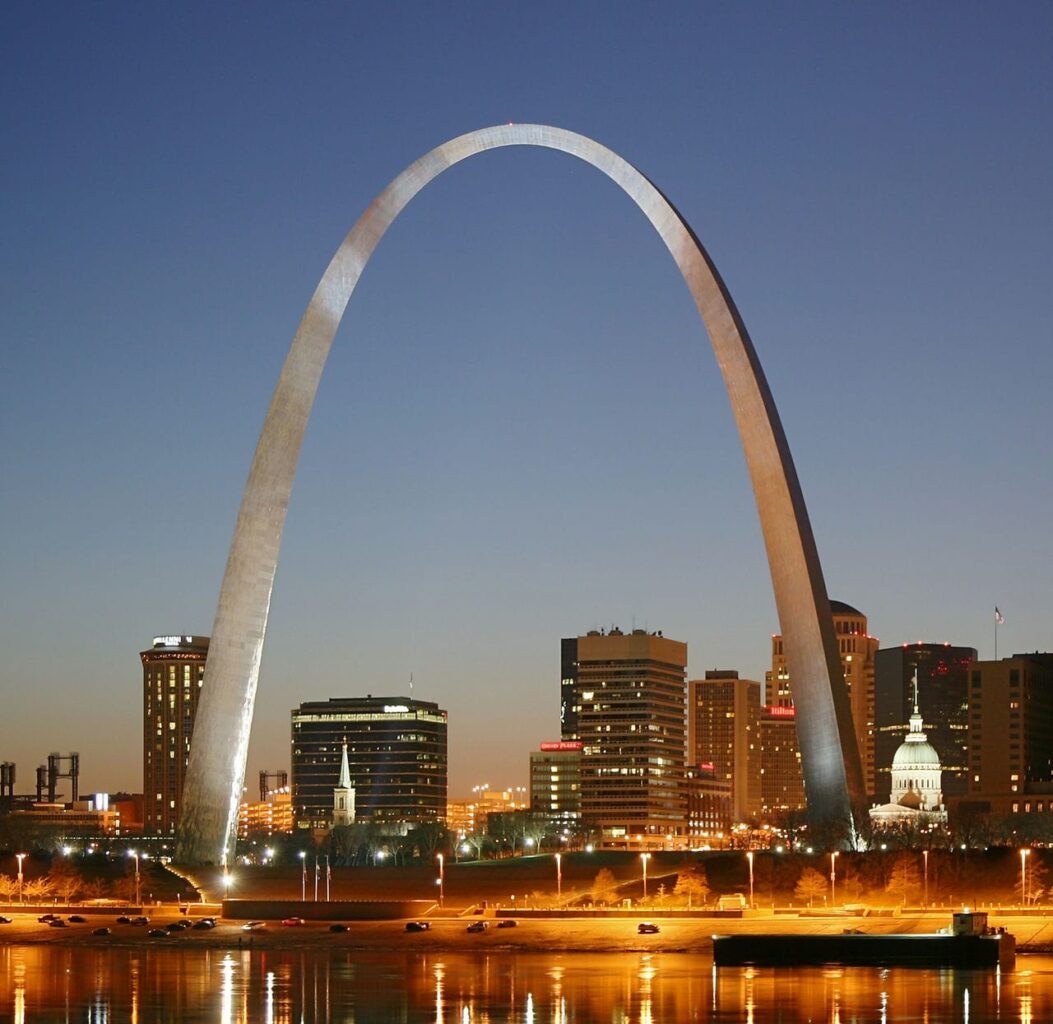 20 Famous Architectural Landmarks In The United States For Architects 246 Architectural landmark: gateway arch dusk view ยฉ daniel schwen