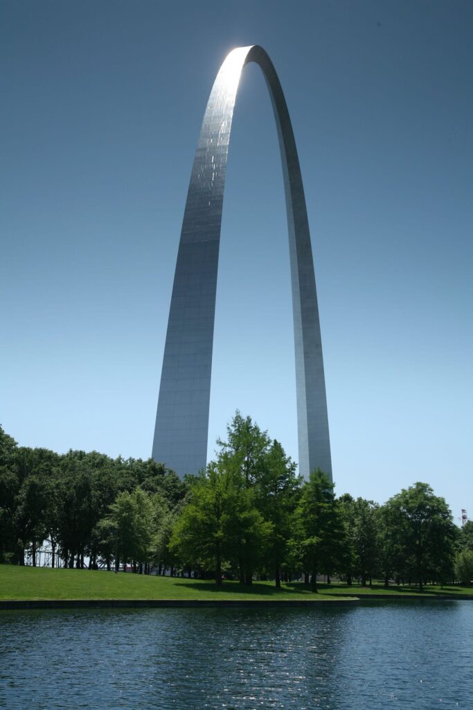 20 Famous Architectural Landmarks In The United States For Architects 239 Architectural landmark: gateway arch sideview ยฉ daniel schwen