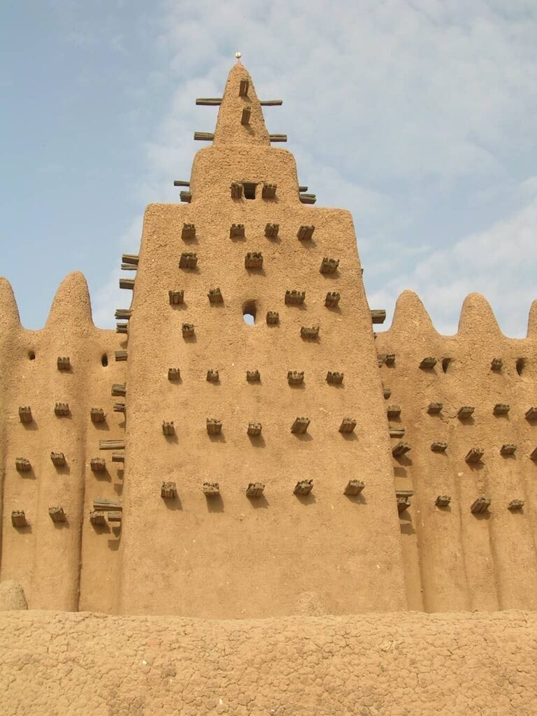 Architectural landmark: great mosque of djenne, wall detail © unesco / francesco bandarin