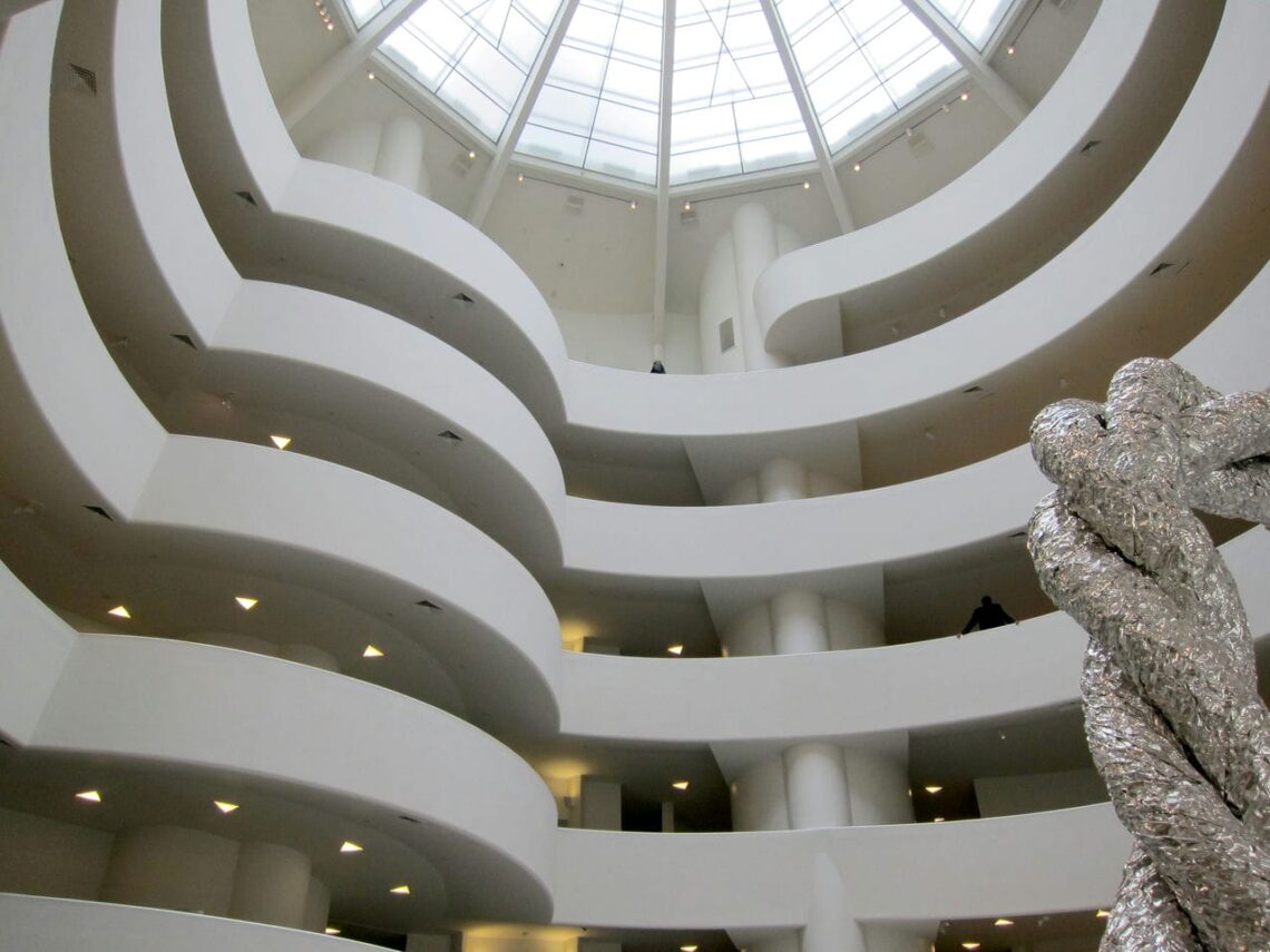 20 Famous Architectural Landmarks In The United States For Architects 200 Architectural landmark: guggenheim museum main gallery ยฉ evan-amos