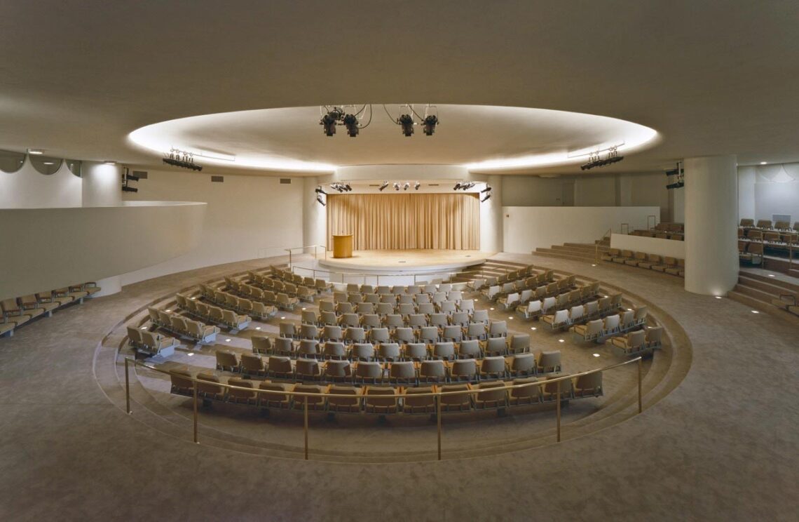 Architectural landmark: guggenheim museum peter b lewis theater © the solomon r. Guggenheim foundation