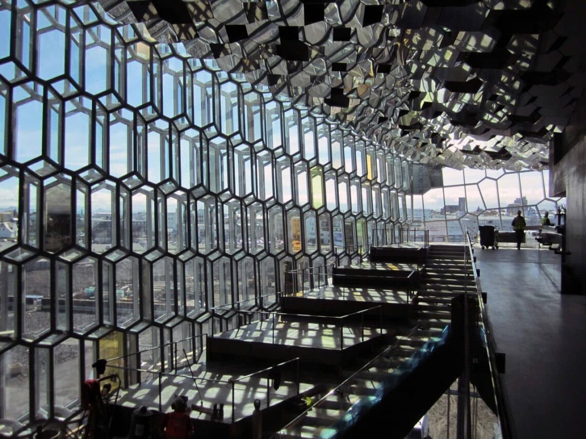 Architectural landmark: harpa exhibition center © henning larsen architects