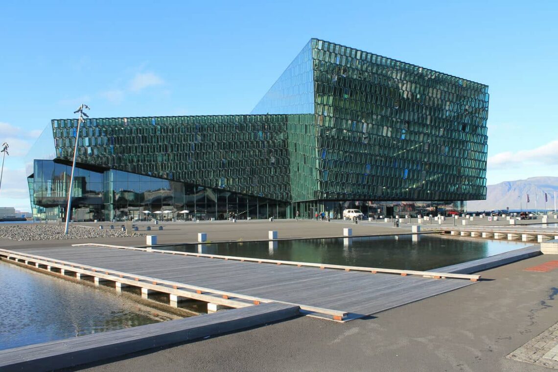 Architectural landmark: harpa façade © ivan sabljak