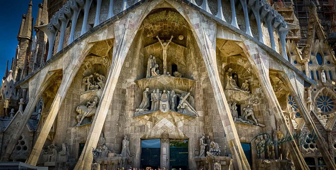Architectural landmark: sagrada familia passion façade closeup © oriane & angel