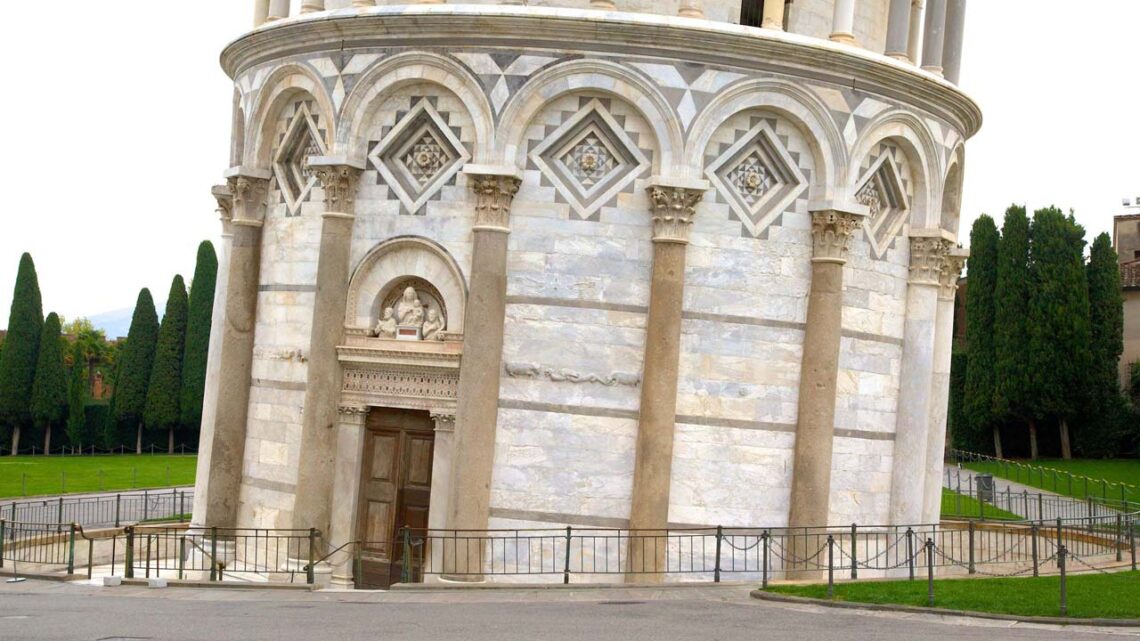 Architectural landmark: leaning tower of pisa entrance door © leaning tower pisa