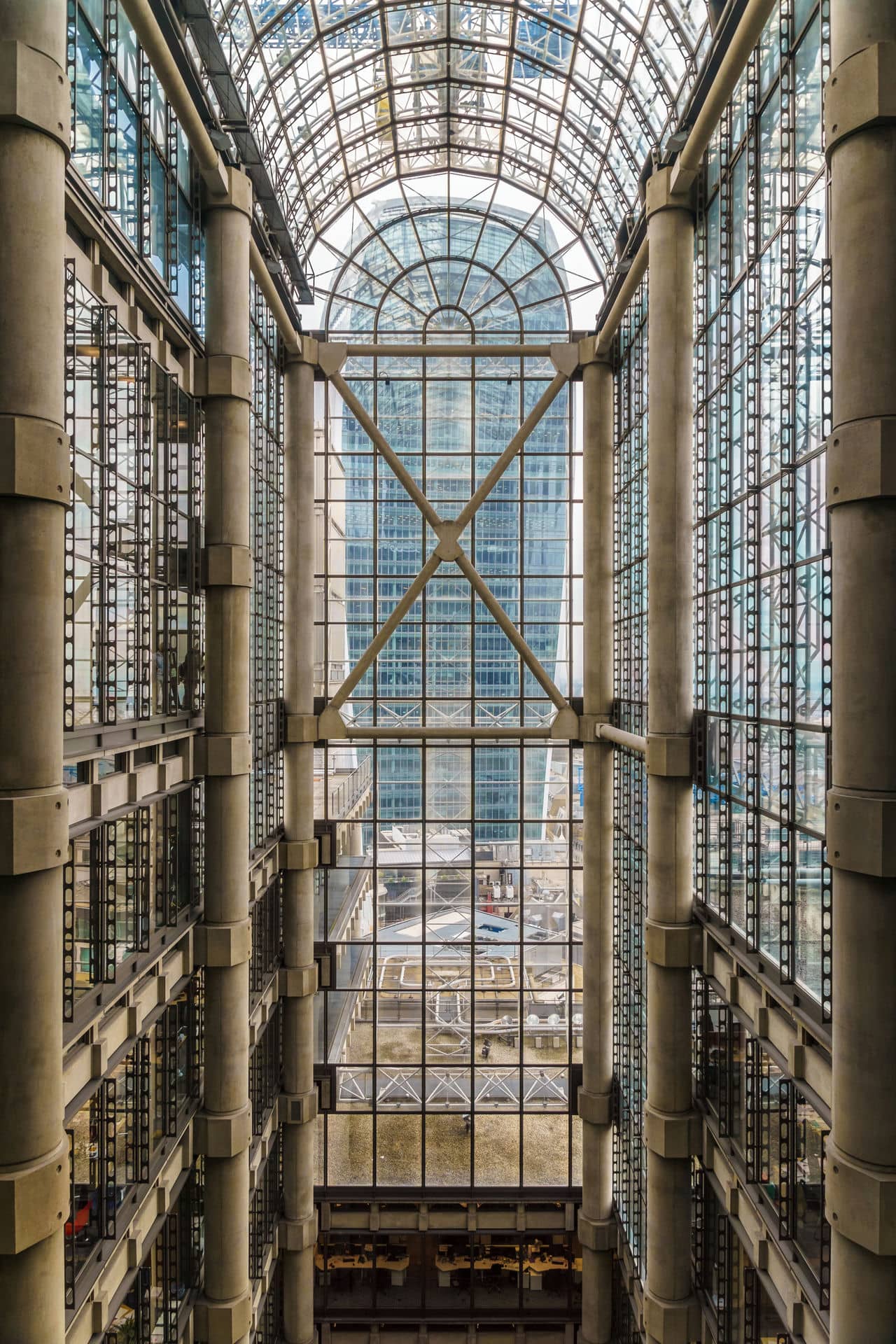 Architectural landmark: lloyd’s building, atrium © colin