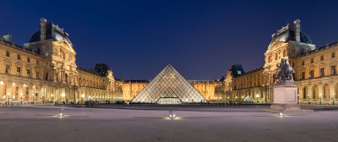 Architectural landmark: louvre pyramid, the courtyard of the louvre museum at night © benh lieu song