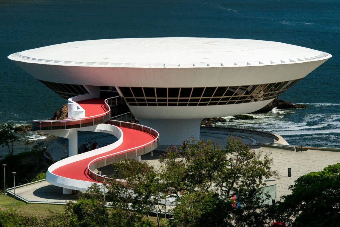 Architectural landmark: niterói contemporary art museum, façade © donatas dabravolskas